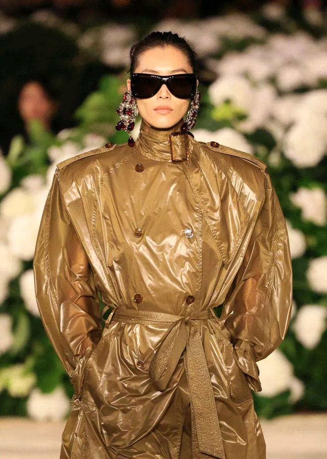 超大号造型?出来挨夸!AG真人网谁给他们做的(图14) 超大号造型?出来挨夸!AG真人网谁给他们做的(图14)