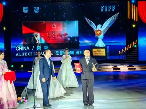 我窥见了一个惊人真相” 平壤真实见闻AG真人旗舰厅“与朝鲜干部亲密接触后(图16) 我窥见了一个惊人真相” 平壤真实见闻AG真人旗舰厅“与朝鲜干部亲密接触后(图16)